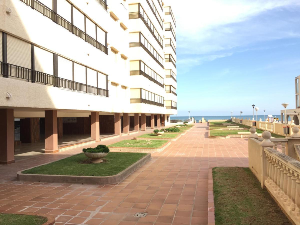 Peaceful Apartment In A Beachfront Complex Марени Блау Экстерьер фото